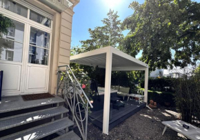 Historical Luxury Homes - Stadtvilla mit Jacuzzi und Garten